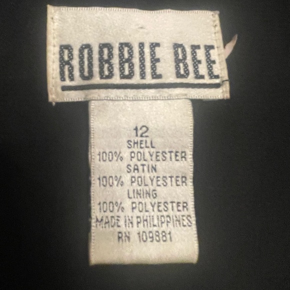 Dress - Picture 4 of 6